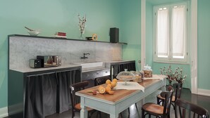 Tremannsrom – standard | Delt kjøkken