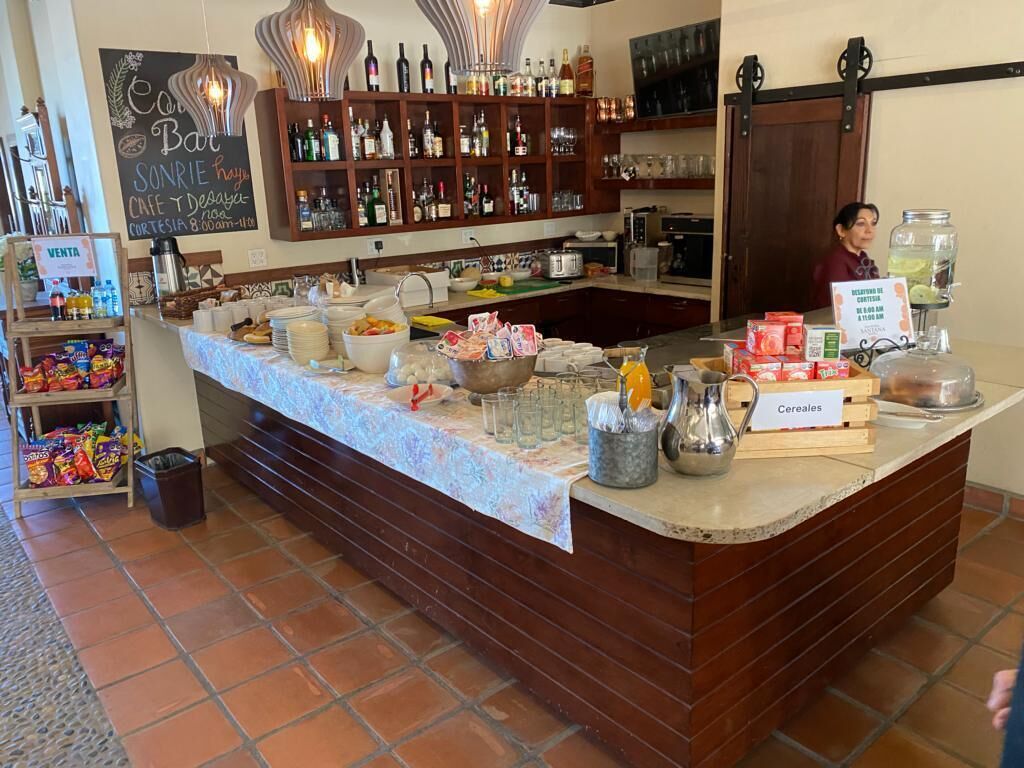 free daily continental breakfast