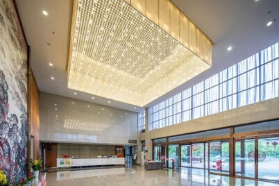 Jiangxi Bailu Hotel