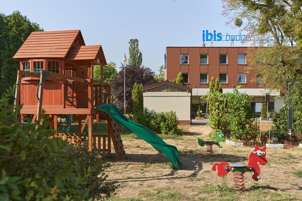 Außen-Kinderspielplatz
