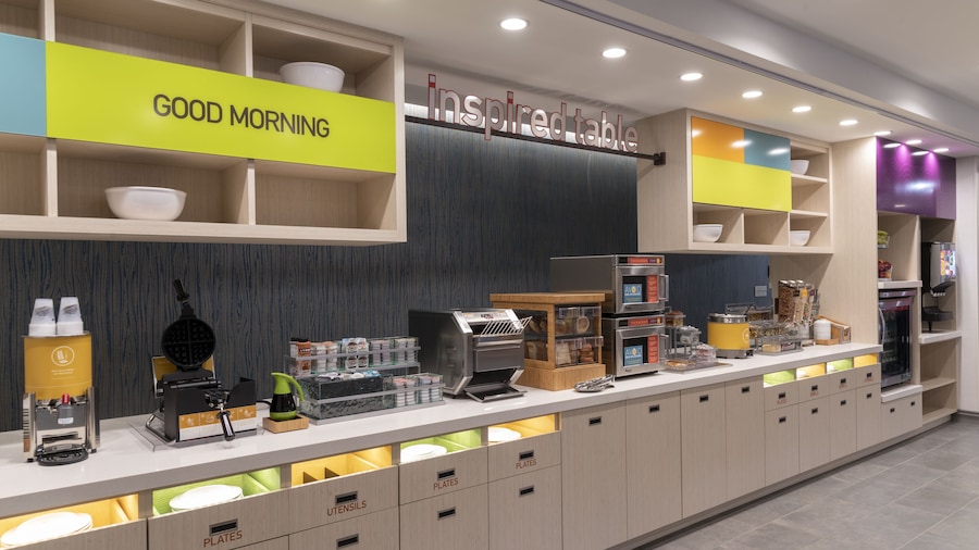 Home2 Suites by Hilton Indianapolis Airport