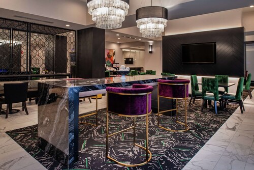 Hampton Inn & Suites Winston-Salem Downtown