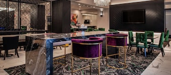 Hampton Inn & Suites Winston-Salem Downtown