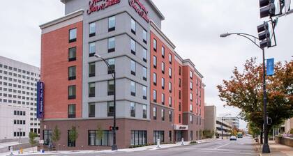 Hampton Inn & Suites Winston-Salem Downtown