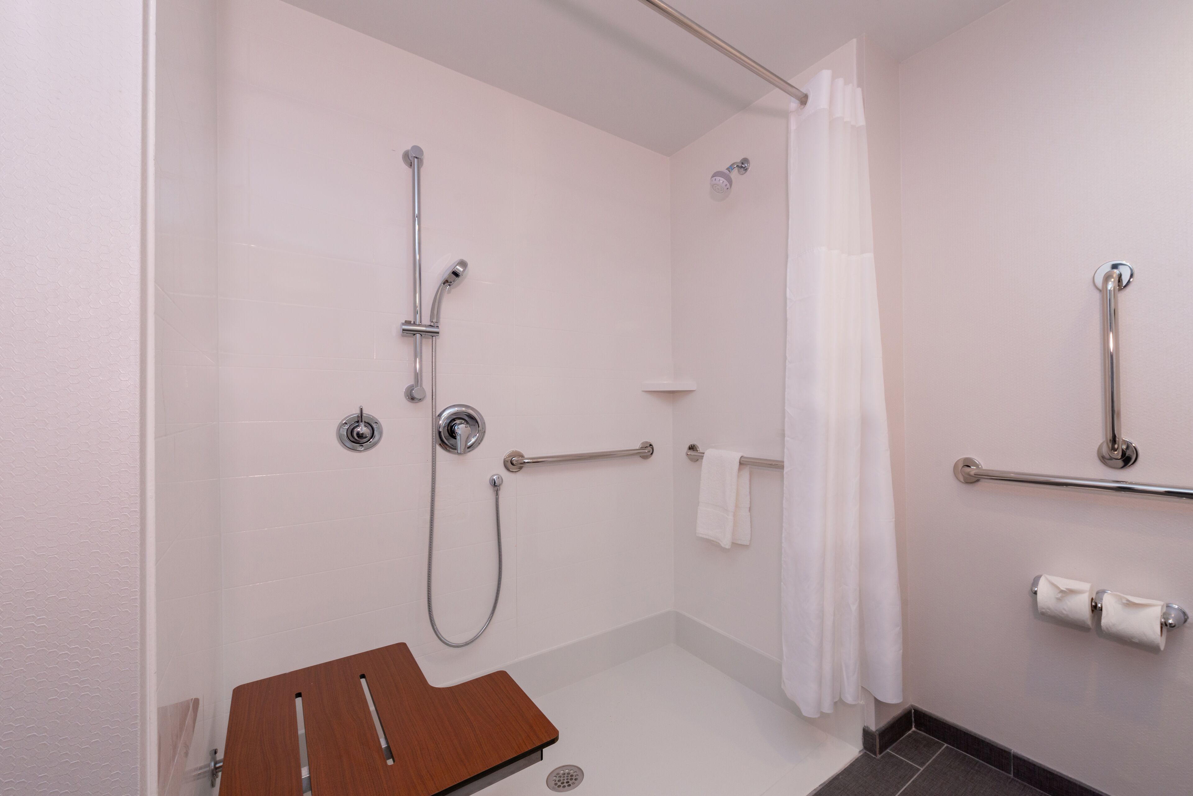 studio, 1 king bed, accessible (roll-in shower) | bathroom shower