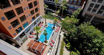 Hampton Inn & Suites by Hilton San Antonio Riverwalk