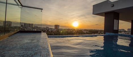 Piscine extérieure, piscine chauffée