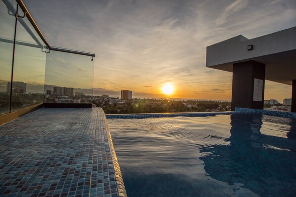 Outdoor pool, a heated pool - Niza Five Luxury Beach Apartments (Puerto Vallarta)