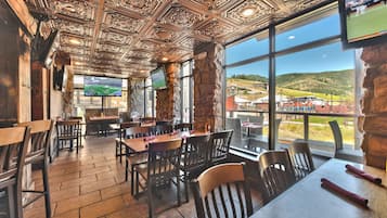 Sports bar