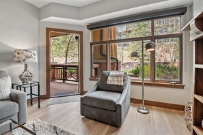 Luxury Condo | Living area - Sundial Lodge (Park City)