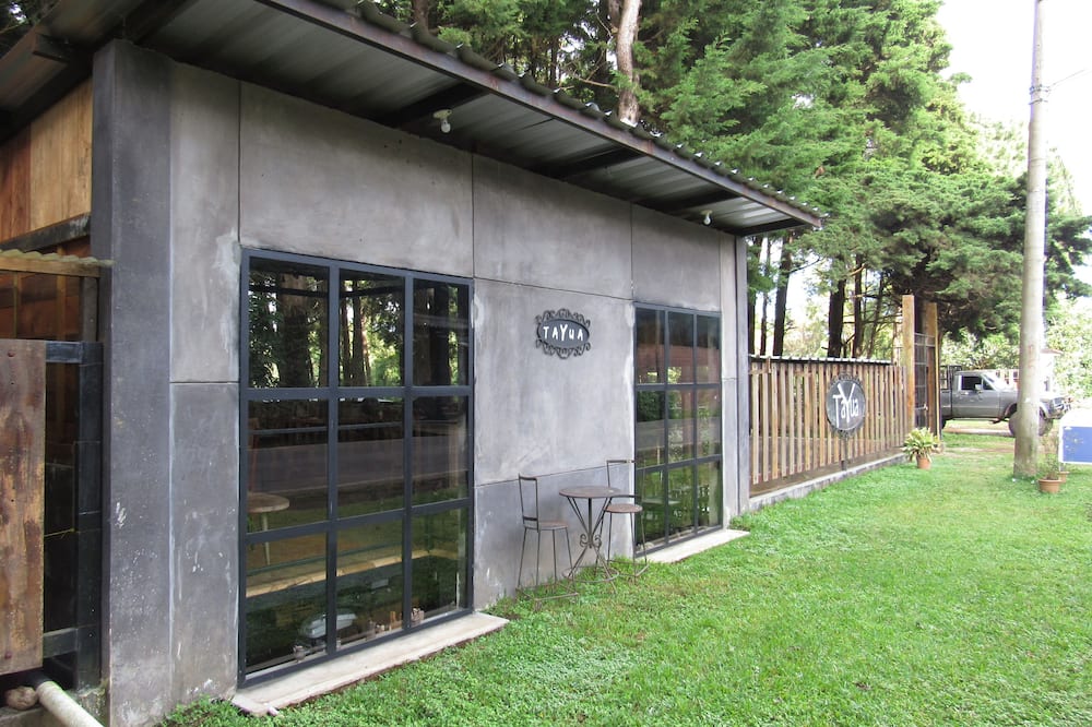 Ataco Luxury Cabin