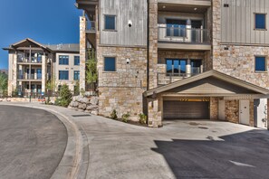 Exterior - Blackstone by Canyons Village Rentals (Park City)