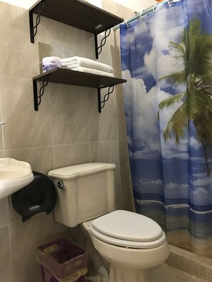 Bathroom - Campground & Bungalows El Sargento (El Sargento)