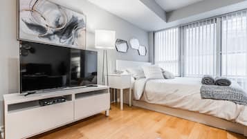 Deluxe Condo, Multiple Beds, Non Smoking | Television