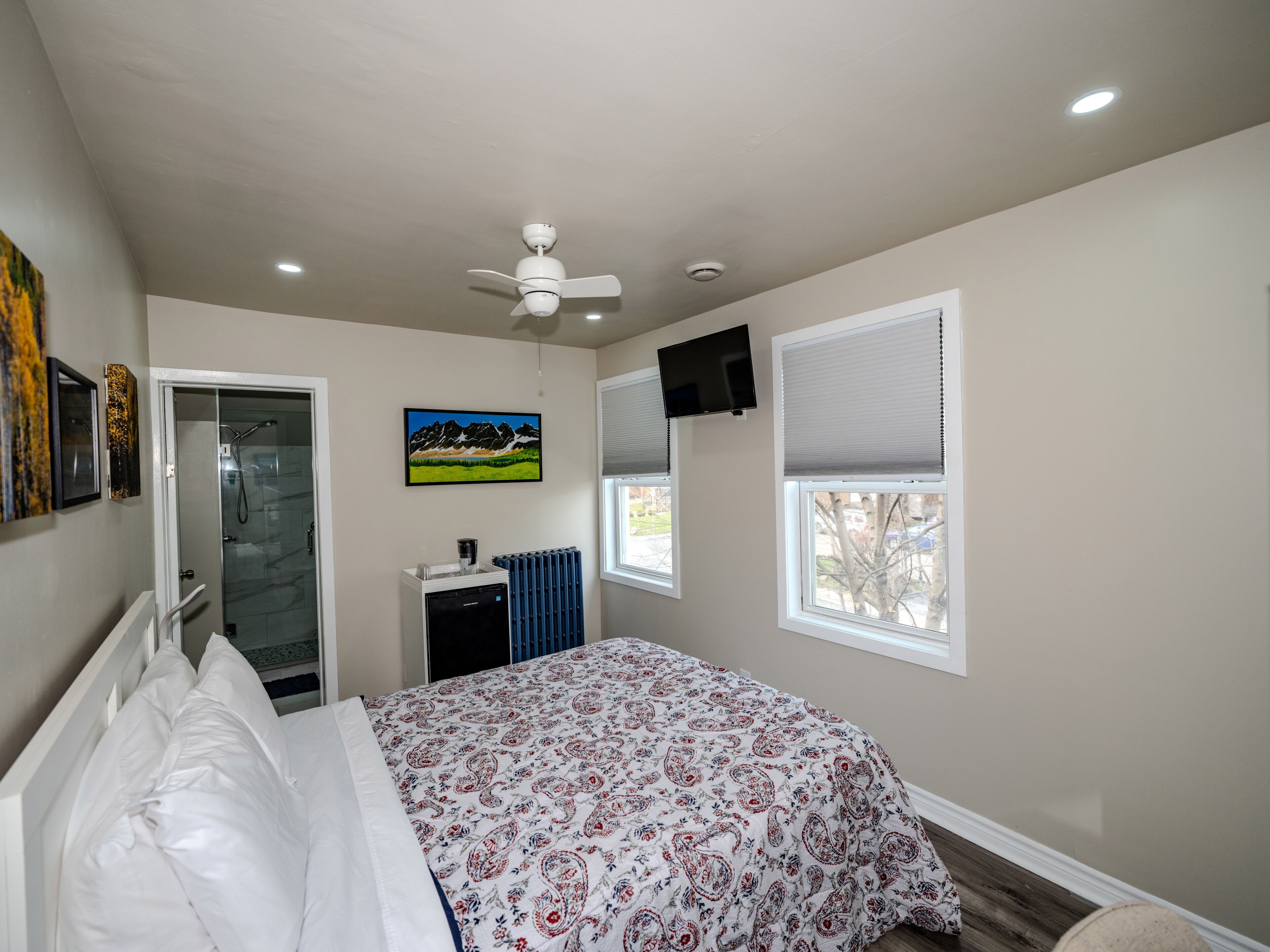 Photo - Serene Niagara Inn