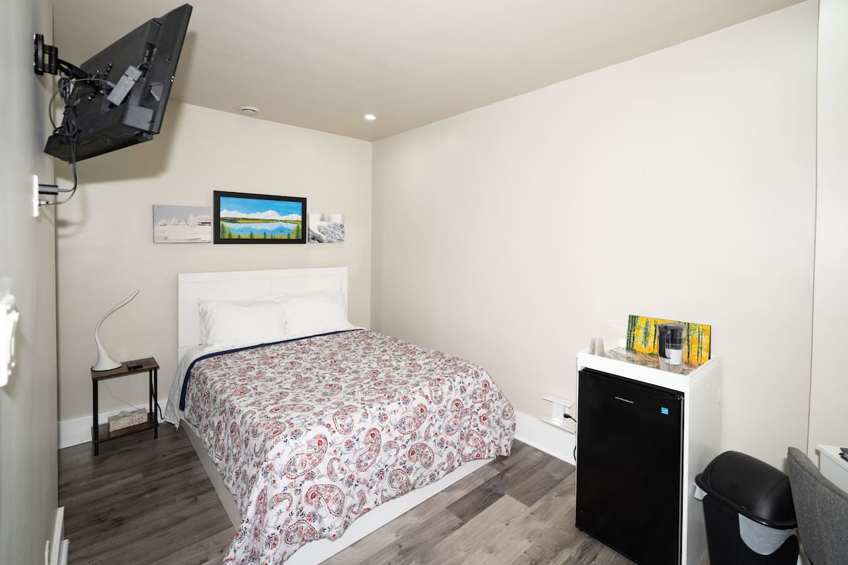 SÀngtillbehör av högsta kvalitet och memory foam-madrasser