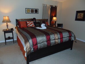 Basic House, Multiple Beds, Non Smoking, Lake View | 3 bedrooms, Egyptian cotton sheets, down comforters - Enchanting Disney Vacation Home Reserve (Davenport)