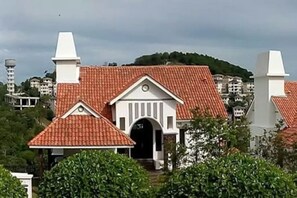 Exterior - Hilltop Villa One Penang By Plush (George Town)