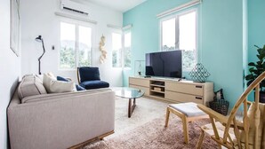 Villa (One) | Téléviseur