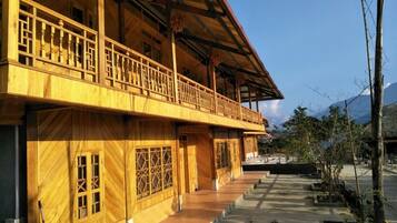 Ngoại thất