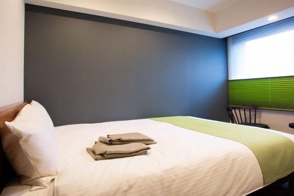 In-room safe, desk, blackout drapes, iron/ironing board