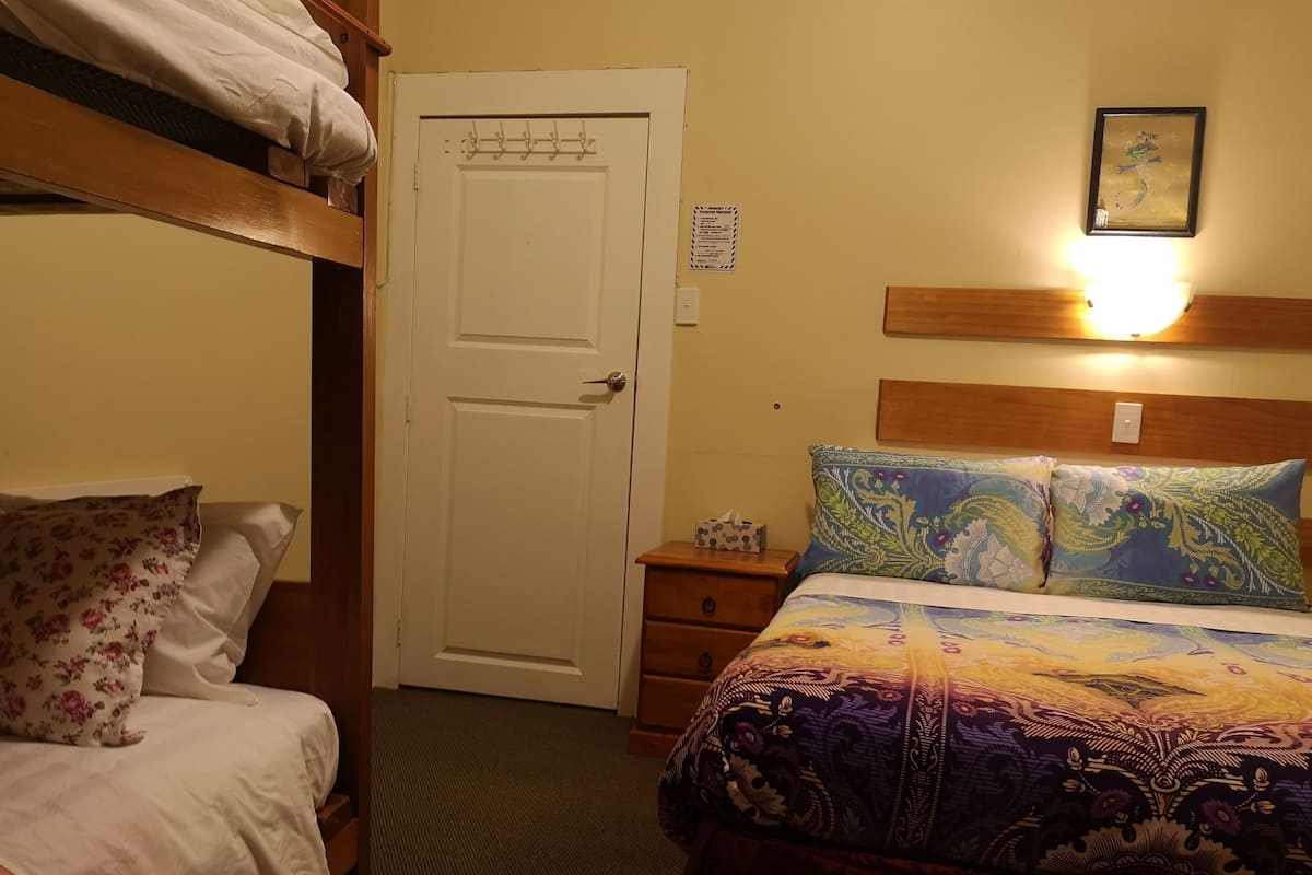 Quadruple Room, Shared Bathroom | 1 bedroom, blackout curtains, free WiFi, bed sheets