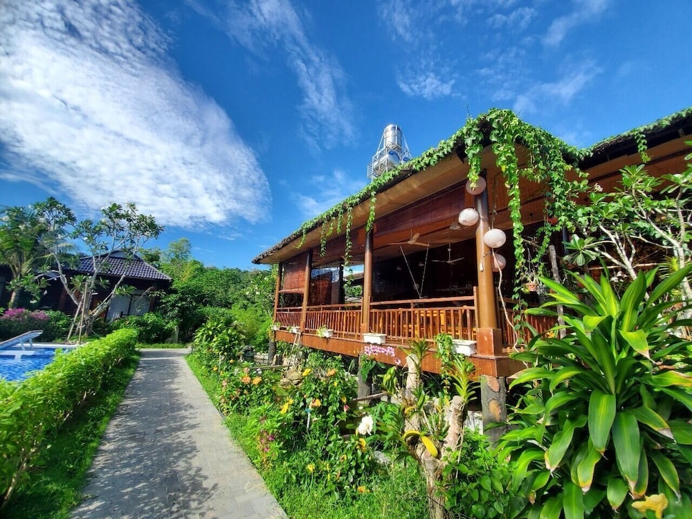 Phu Quoc Bambusa Resort