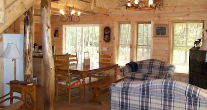 Private Red Roof Cabin - Rustic Log Cabin In The Woods!