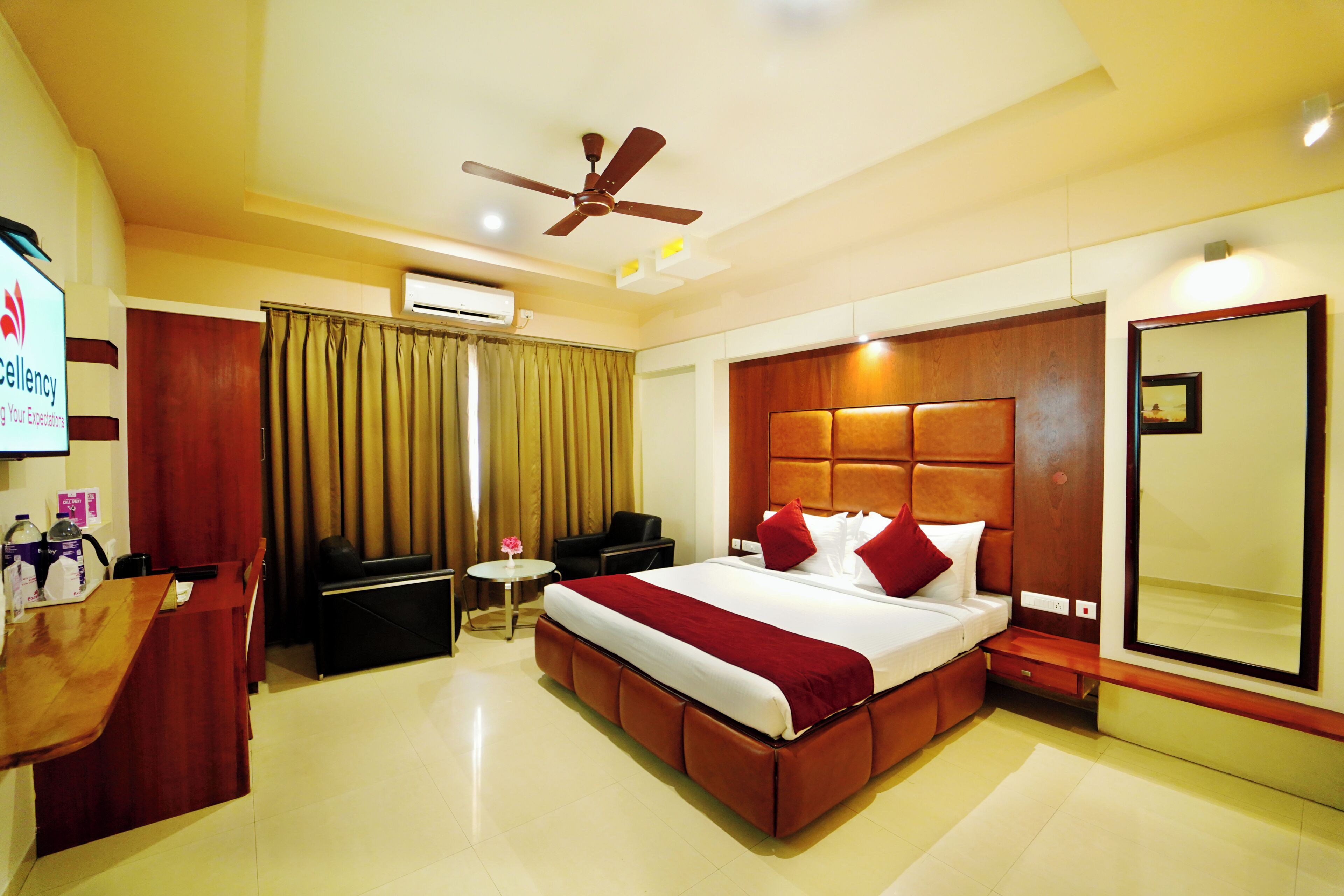 Superior Room, 1 Double Bed, Non Smoking | Caja fuerte, wifi gratis, ropa de cama