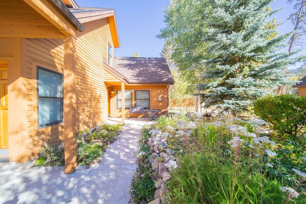 Premier Townhome, 2 Bedrooms, Patio, Resort View (Snake River 26) | Exterior