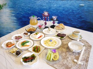 Breakfast meal - Memory Garden Villa (Luodong)