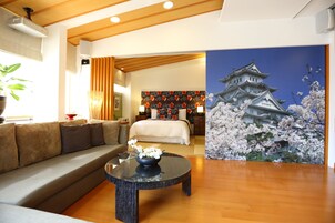 Artículos de tocador gratuitos, secador de pelo, batas, toallas