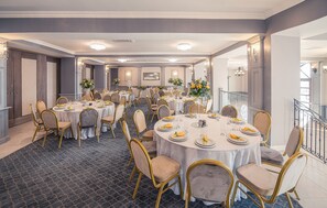 Restaurant - Frontier Europe Hotels Group (Siret)