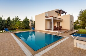 Villa, 3 Bedrooms | Private pool