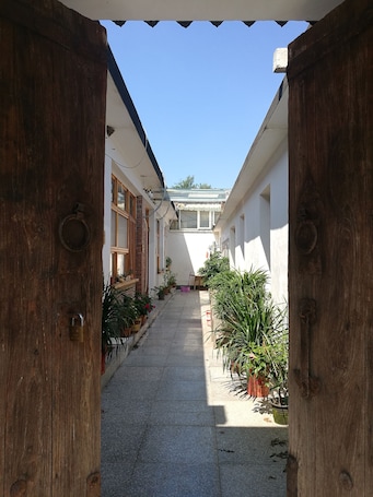 Front of property. Manhong's Private Courtyard