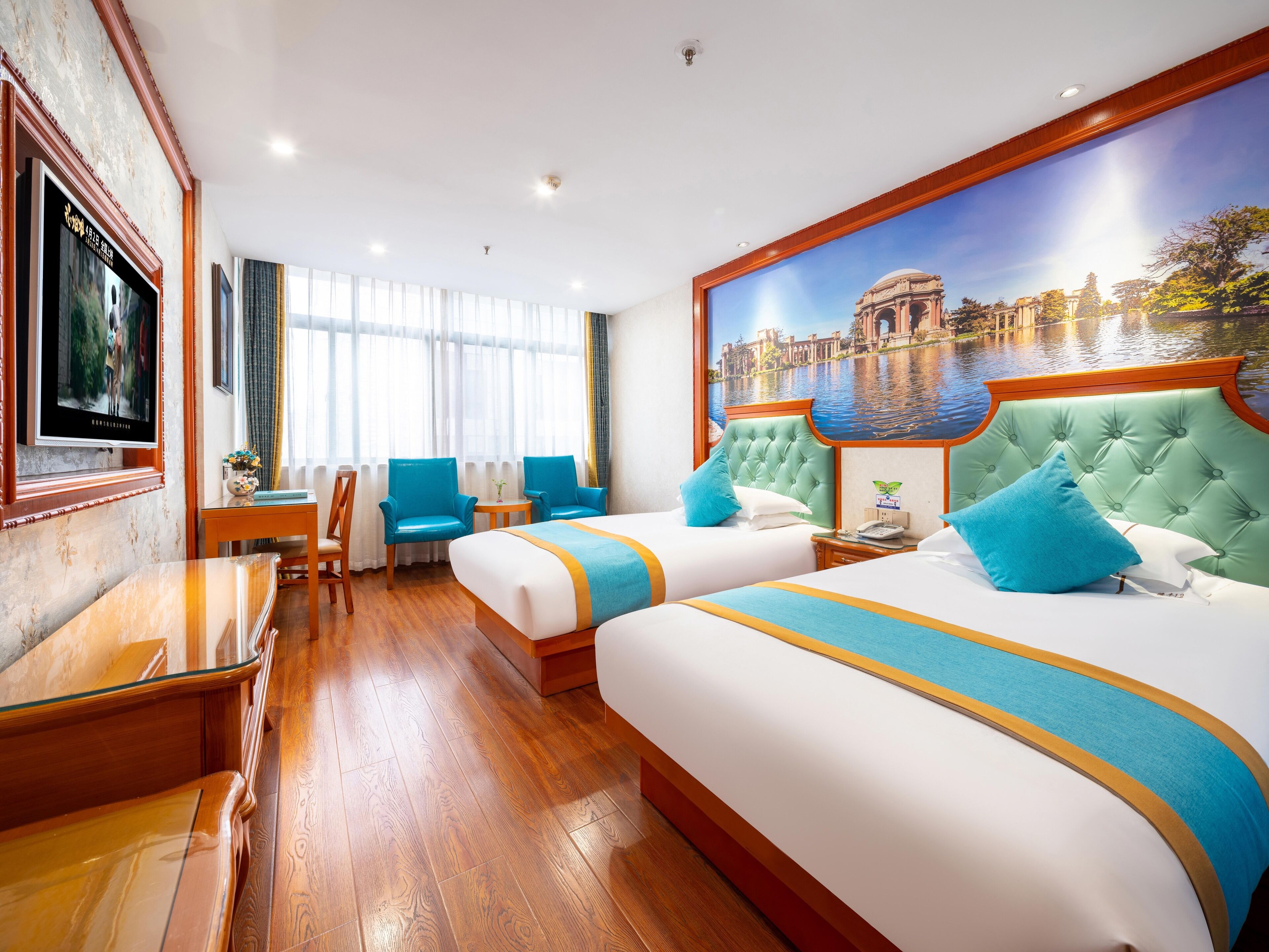 1 bedroom, premium bedding, down duvets, desk