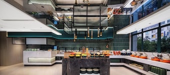 YiWu Defeng Hotel