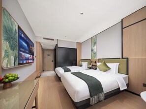 เครื่องนอนระดับพรีเมียม, ผ้านวมขนเป็ด, โต๊ะทำงาน