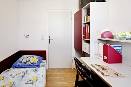 1 habitación, escritorio, sistema de insonorización y wifi gratis
