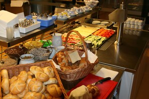 Breakfast area - Sportresort ALM 34 (Saalfelden am Steinernen Meer)