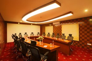 Meeting facility - High Sky Blue Ridge (Paud)