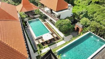 9 Bedroom Pool Villa | BBQ/picnic Area
