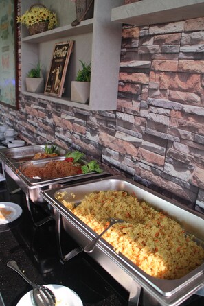 Petit déjeuner buffet