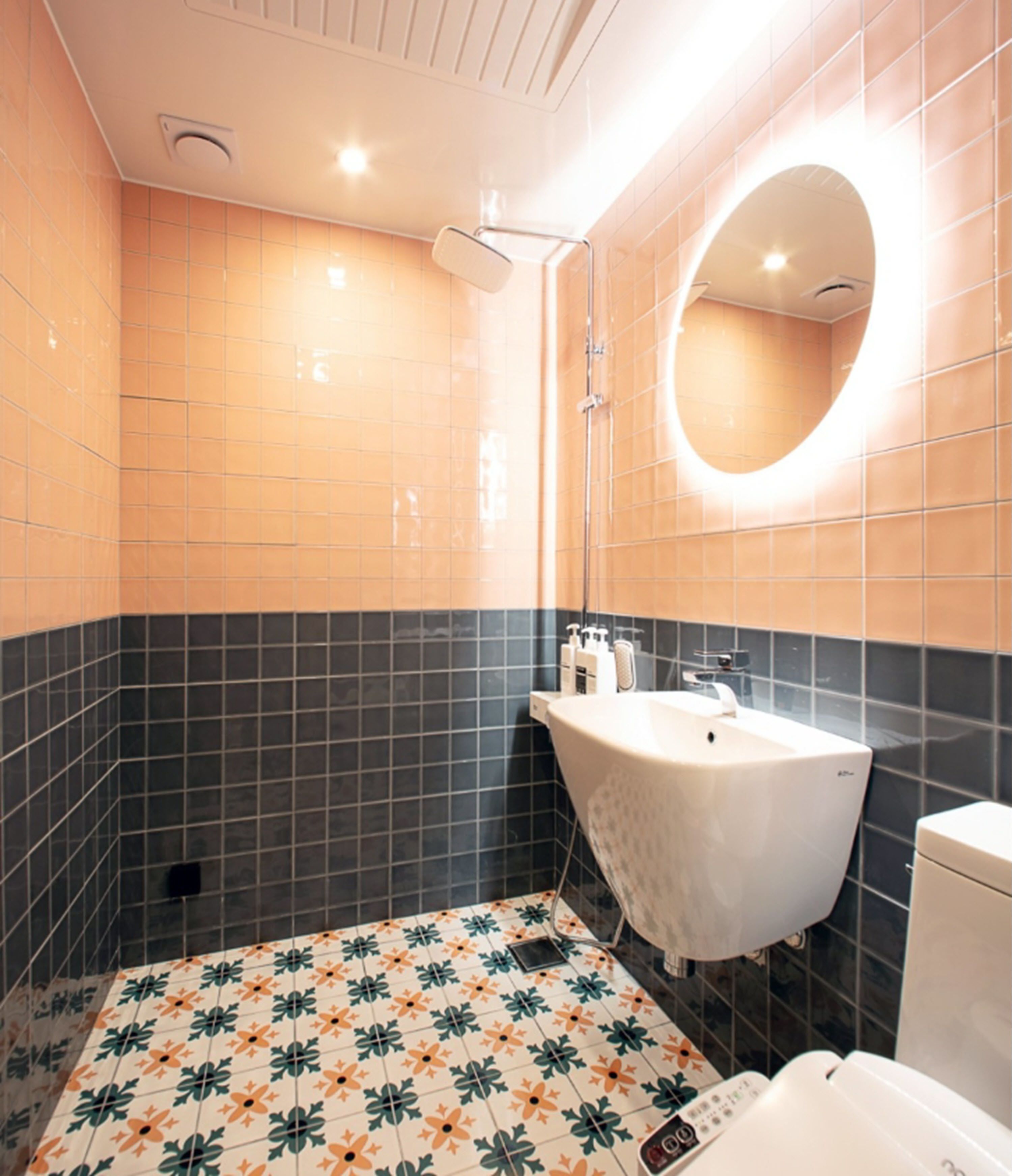 traveling alone (1 person only) | bathroom | shower, free toiletries, hair dryer, bidet