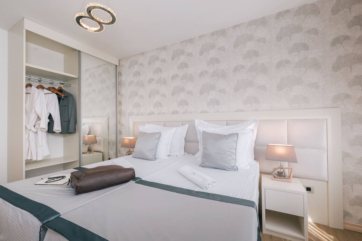 In-room safe, soundproofing, iron/ironing board, WiFi (free)