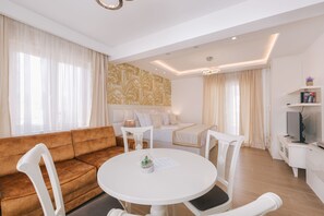 Studio | Living area | Flat-screen TV - Splendido MB Apartments (Tivat)