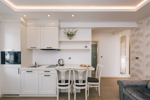 Apartment, 1 Bedroom | In-room dining - Splendido MB Apartments (Tivat)
