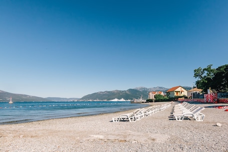 Beach nearby, sun loungers, beach umbrellas, beach massages