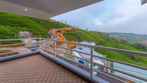 View from property - V Resorts Oak N Teas Villa Kotagiri (Kotagiri)
