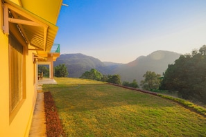 Exterior - V Resorts Rajaji Jungle Castle (Yamkeshwar)